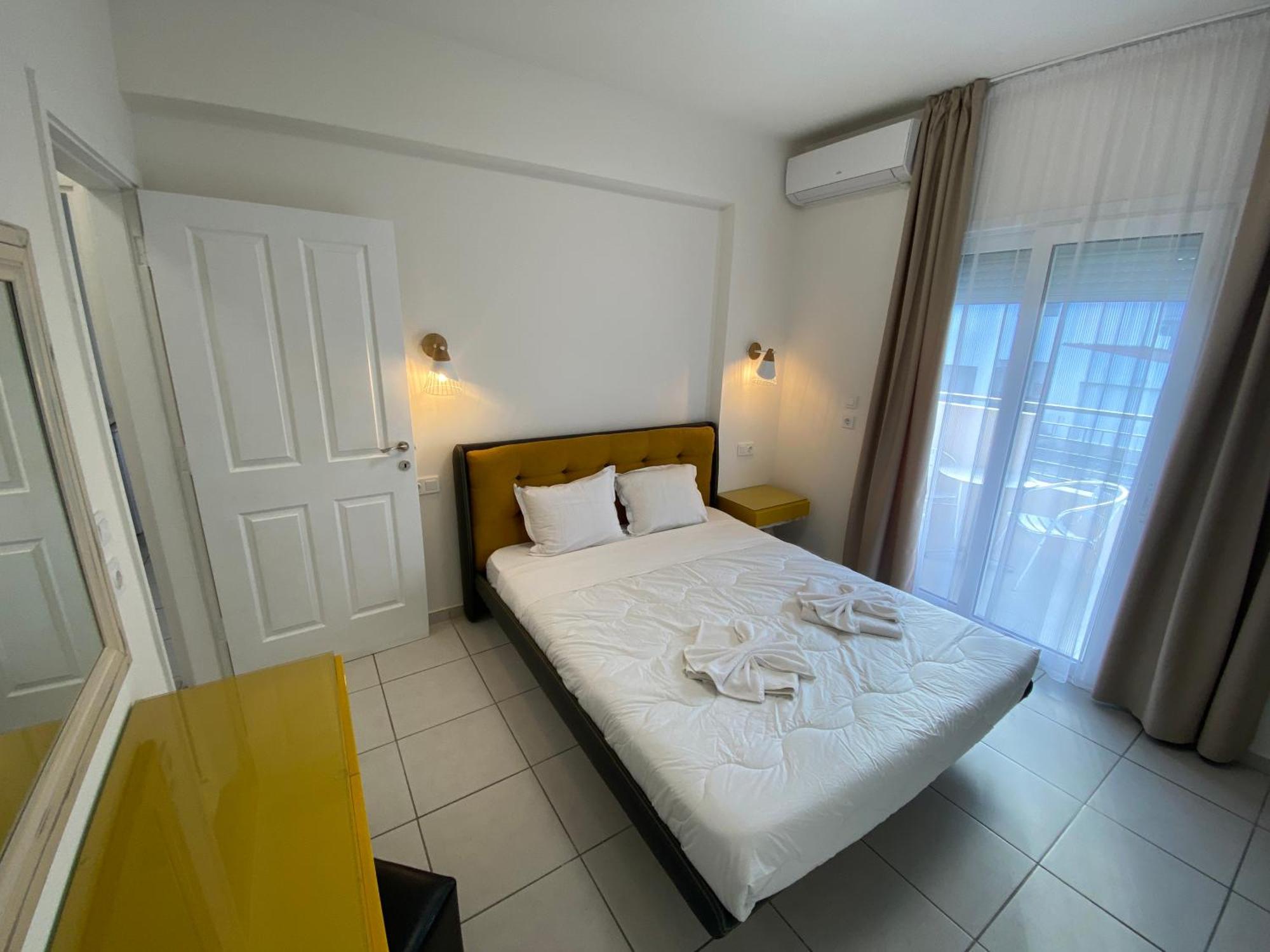 Opalium Beach Front Suites Potos Exterior photo